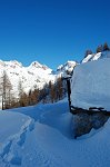 30 Guardandosi alle spalle si scorgono ancora le inconfondibili sagome di Diavolo di Tenda e Diavolino